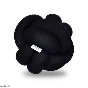 Cojin Nudo Negro 35x35